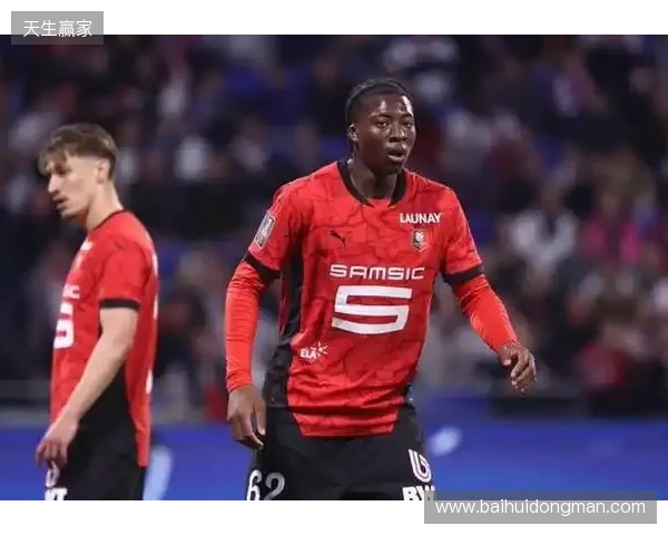 卫报记者：曼联考虑加强对雷恩前锋梅特的追求，身价3000万欧左右