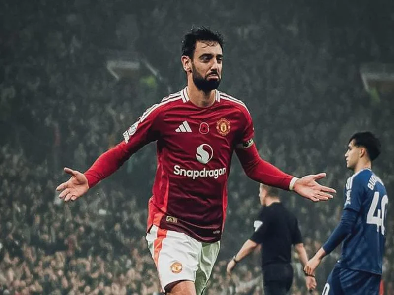 马卡：皇马将穿深色球衣对阵曼城，约1200位皇马球迷随队远征